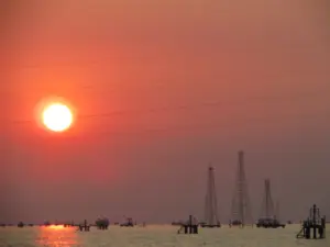 Lire la suite à propos de l’article Pétrole vénézuélien : Chevron et Eni signent sous tutelle américaine