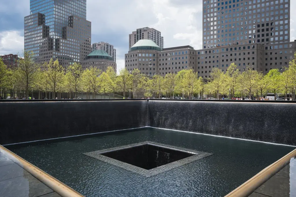 Le bassin nord du mémorial du 11 septembre, à New York