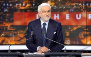 Lire la suite à propos de l’article CNews : Une pétition pour la fermeture de la chaine explose après Trappes