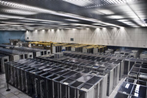 Lire la suite à propos de l’article Cloud souverain : la France investit 20 millions d’euros pour développer une IA et des services numériques de confiance