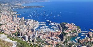 Lire la suite à propos de l’article Monaco : Antoine de Massy, petit-cousin du prince Albert II, retrouvé mort à 29 ans, un homme en garde à vue