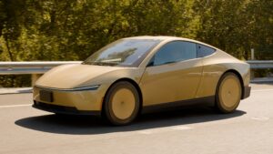Lire la suite à propos de l’article Tesla : la conduite autonome sans surveillance reportée à 2027, le Cybercab attendu dès 2026