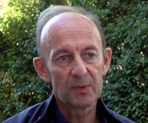 Lire la suite à propos de l’article Vincent Duclert : un historien invité à anticiper sa retraite après la publication d’un livre critique sur l’extrême droite